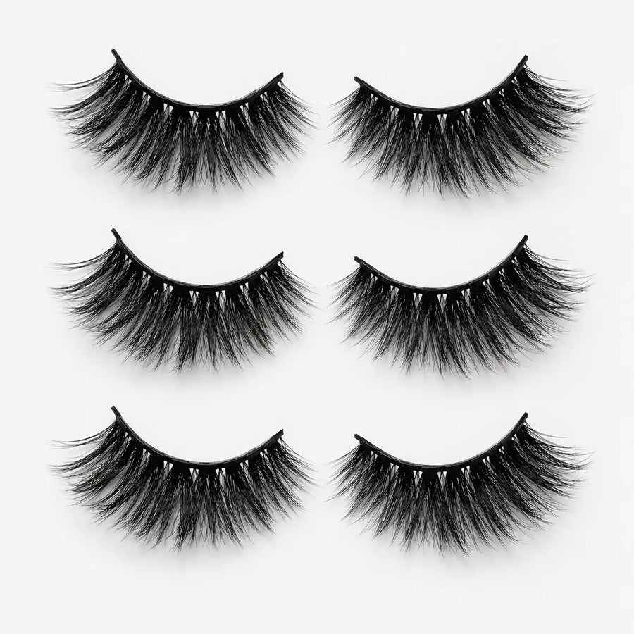 Cílios postiços volumosos O Sfumato com efeito glamouroso