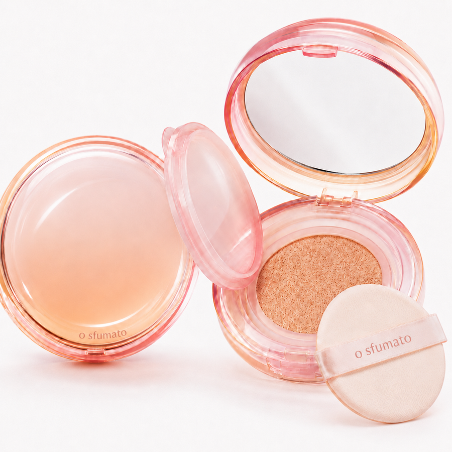 Base Cushion Bege Pêssego O Sfumato™ com embalagem compacta, espelho e puff aplicador